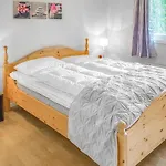Three-bedroom In Vikanes *