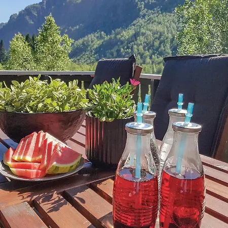 Gorgeous In Vikanes With Kitchen